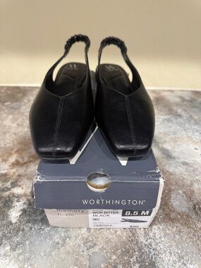 Worthington Black Square-Toe Slingback Flats